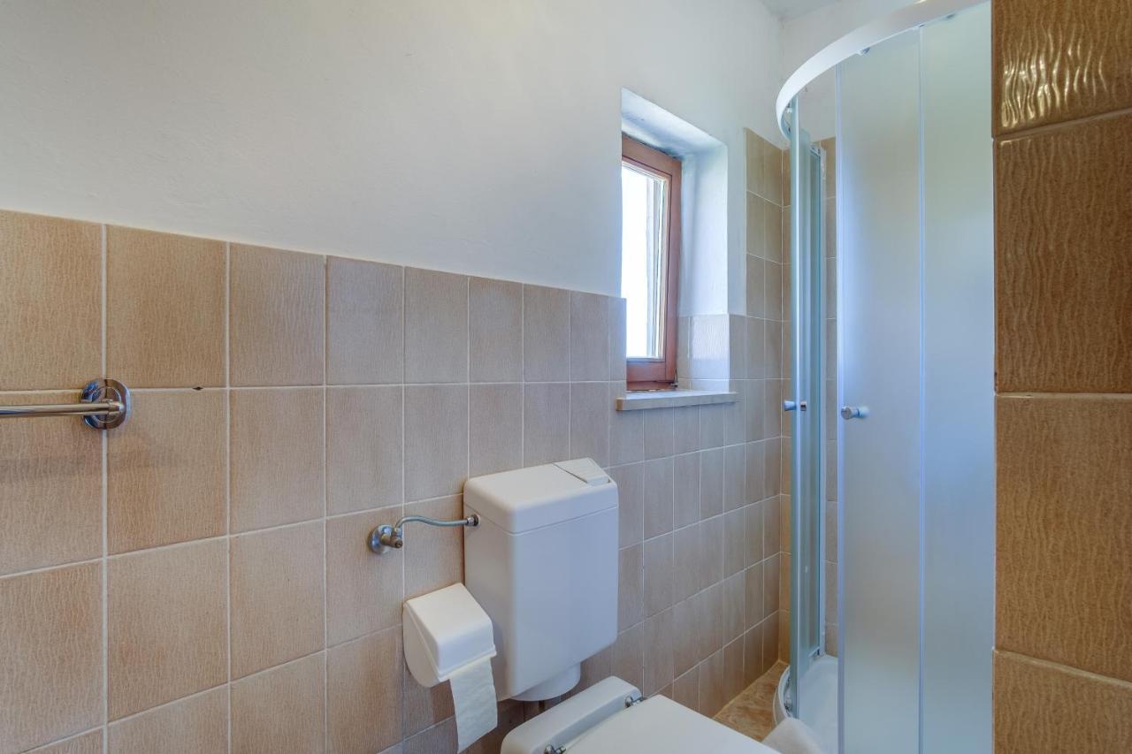 Apartments With A Parking Space Punta Kriza, Cres - 867 Екстер'єр фото